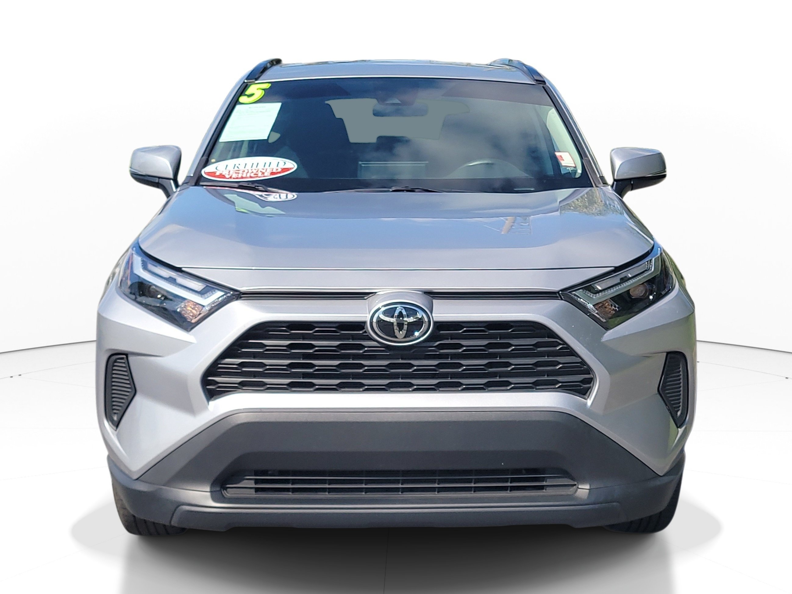 Certified 2025 Toyota RAV4 XLE FWD image 2