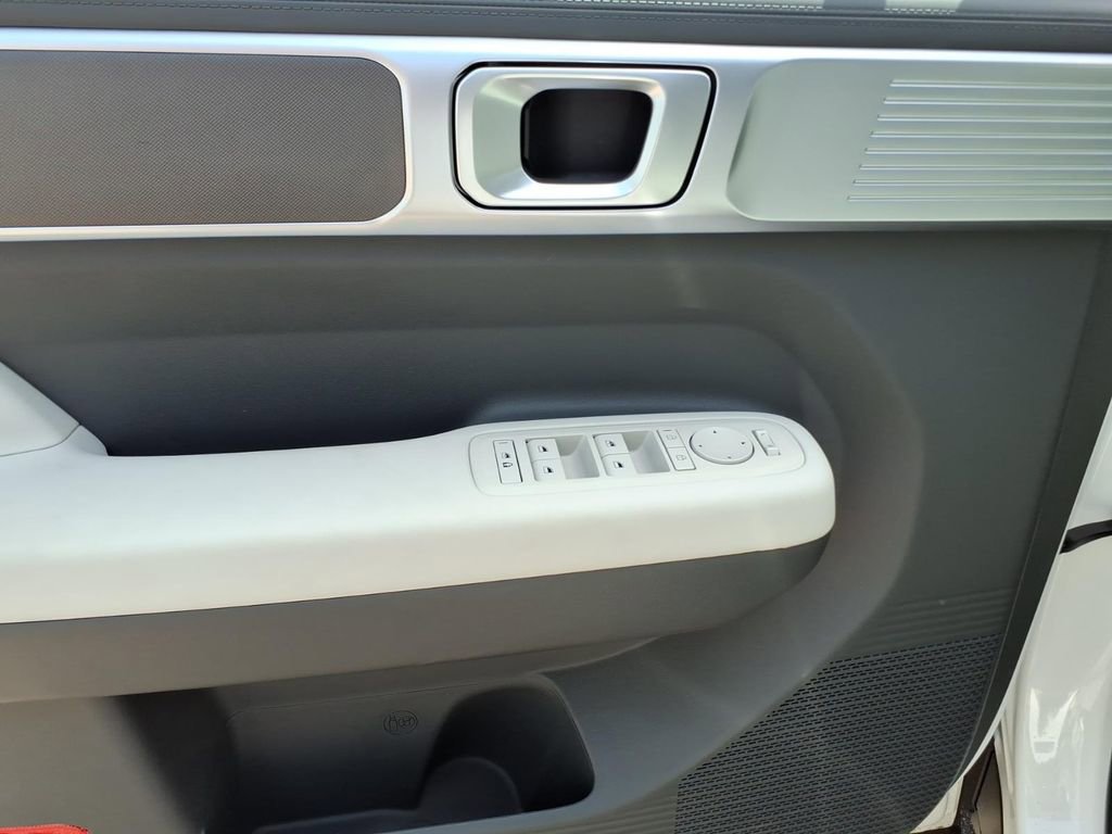 New 2026 Hyundai Santa Fe SE FWD image 14