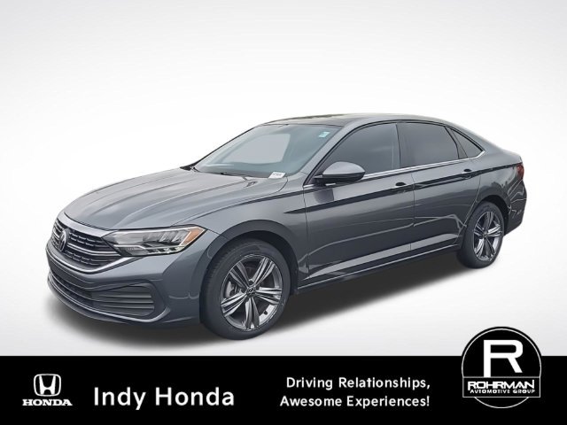 Used 2024 Volkswagen Jetta SE w/ Panoramic Sunroof Package FWD image 5