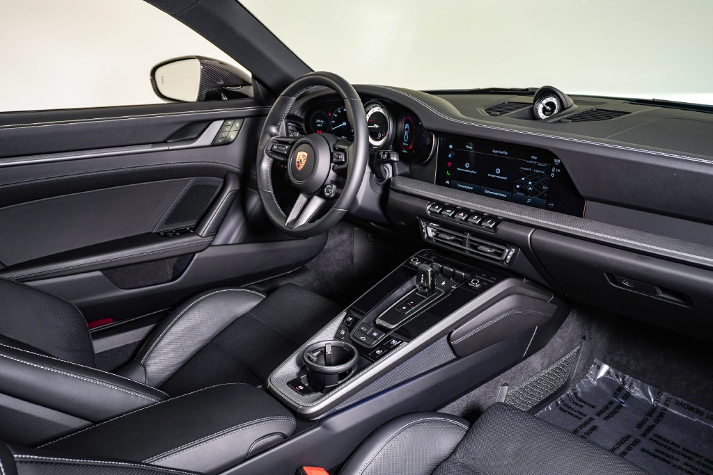 Certified 2024 Porsche 911 Carrera RWD image 14