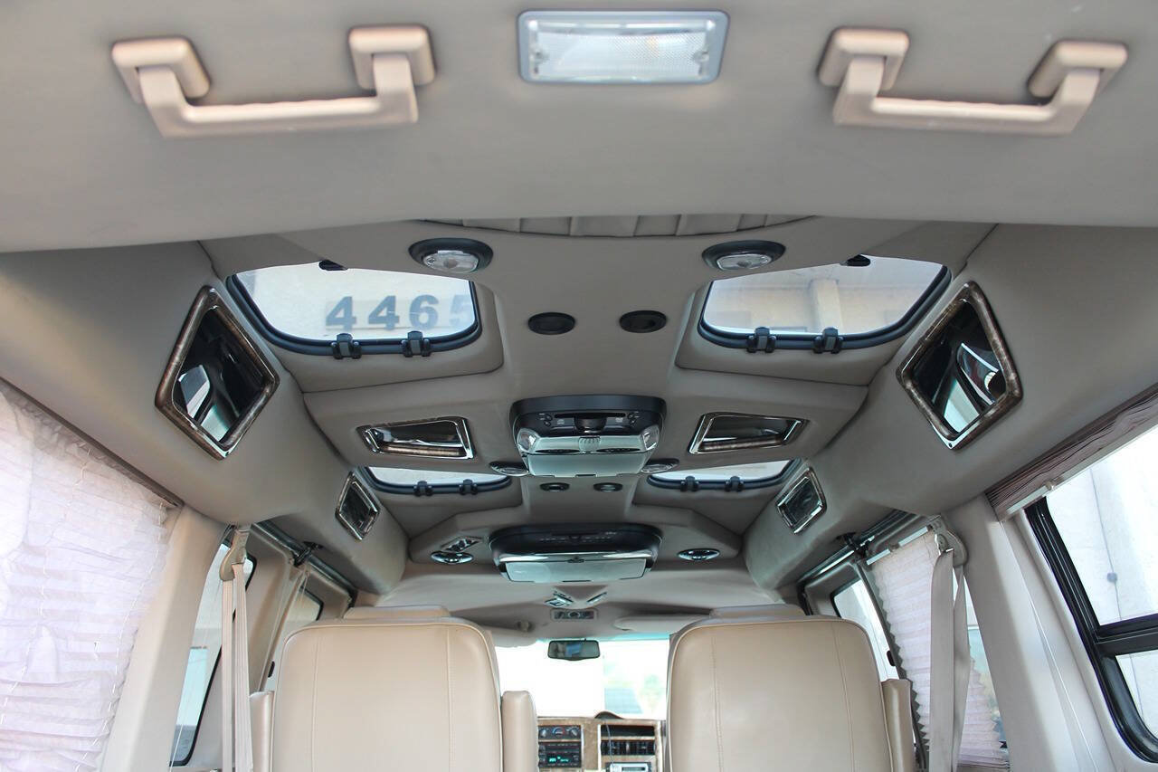 Used 2006 Chevrolet Express 1500 RWD image 37