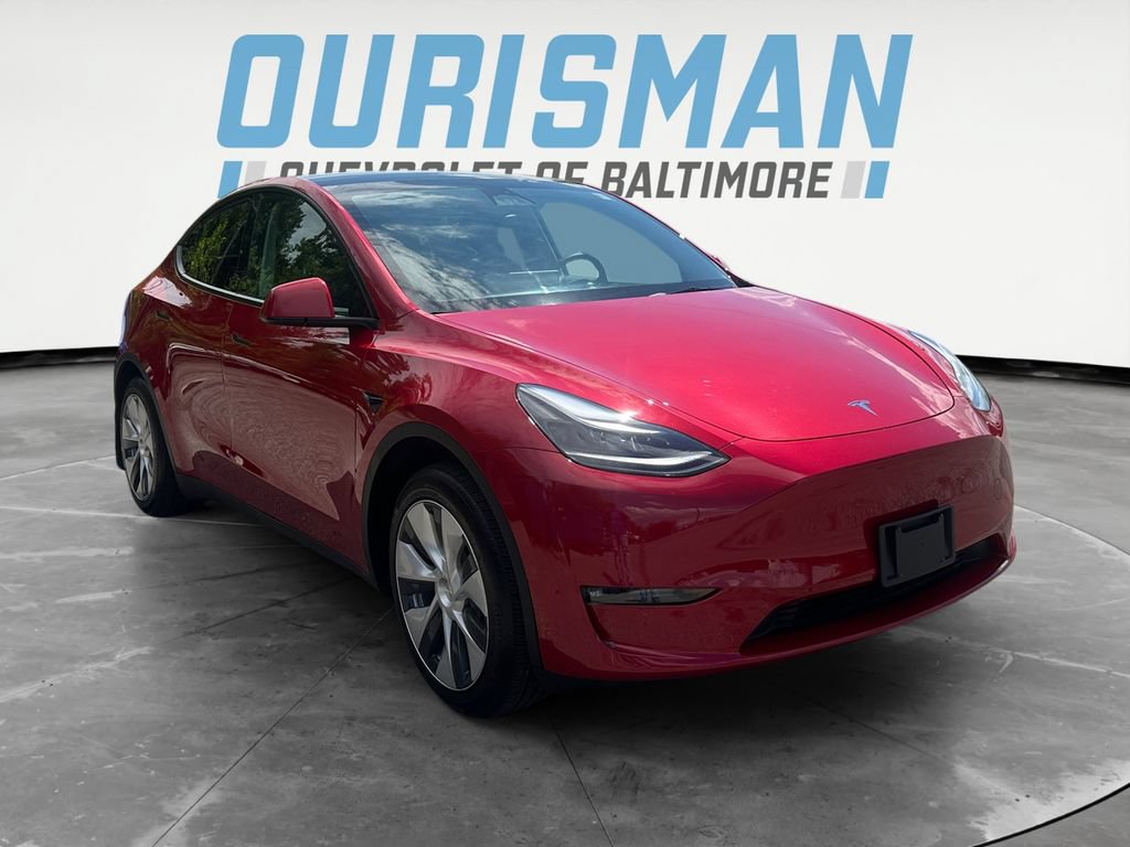 Used 2023 Tesla Model Y Long Range AWD/4WD image 1