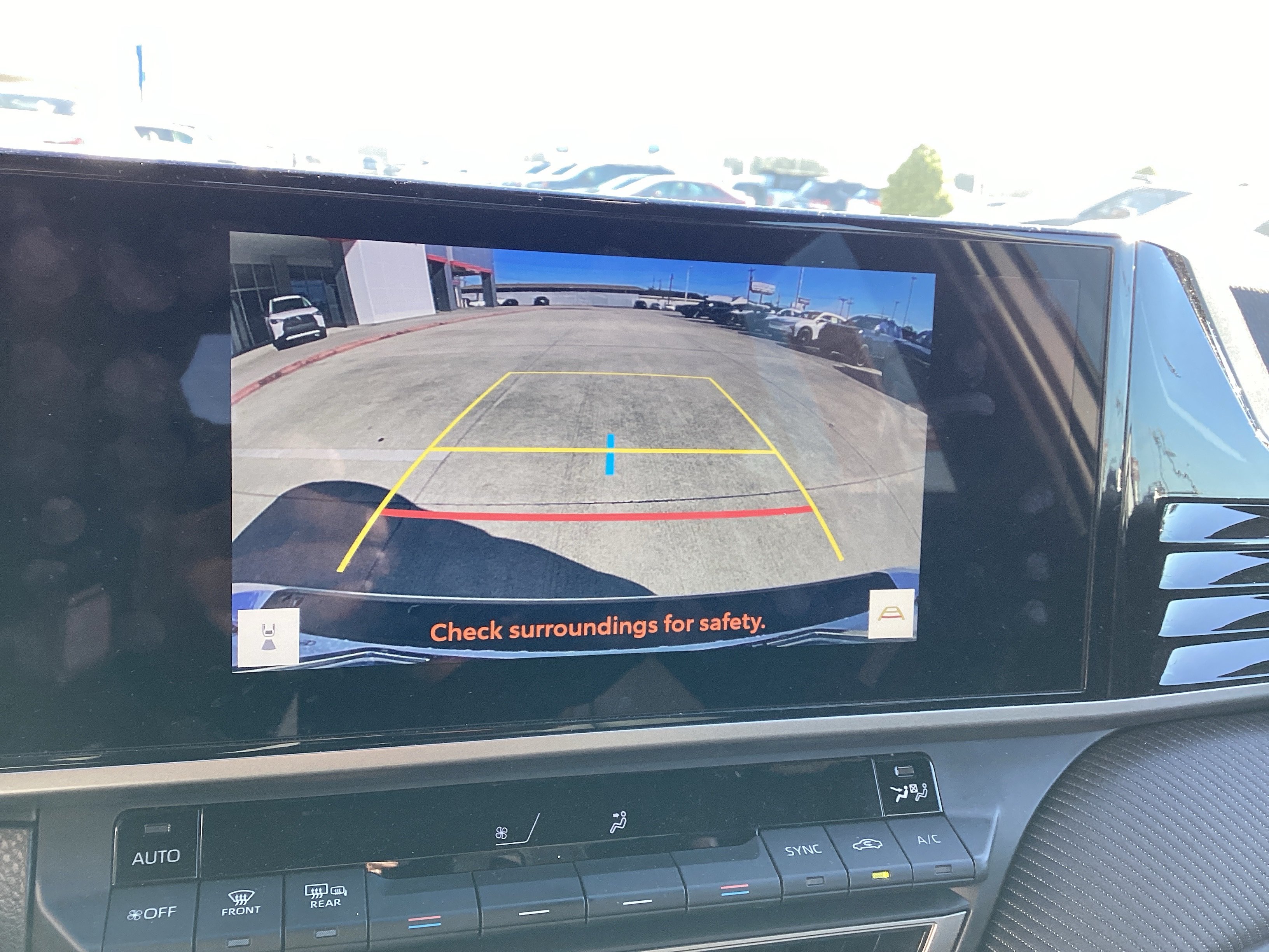 Used 2026 Toyota Camry Hybrid w/ Multimedia Upgrade Package FWD image 18