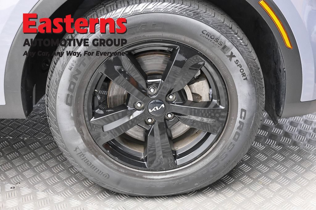 Used 2023 Kia Sorento LX AWD/4WD image 30