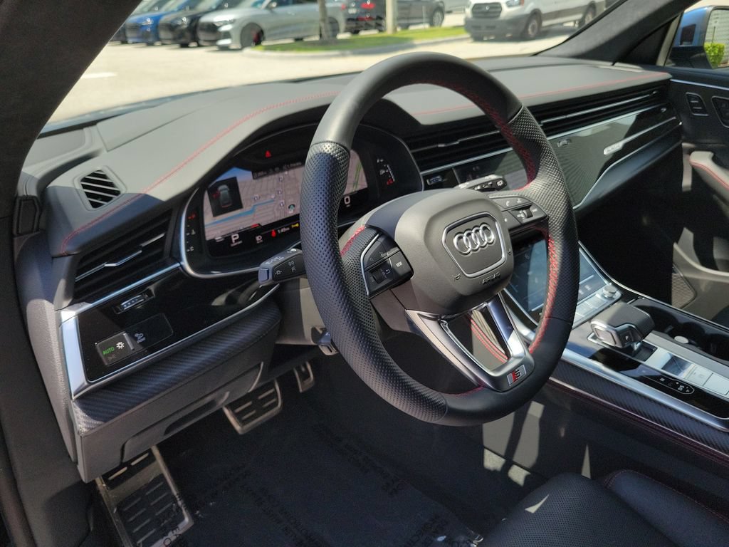 Used 2026 Audi SQ8 Prestige AWD/4WD image 6
