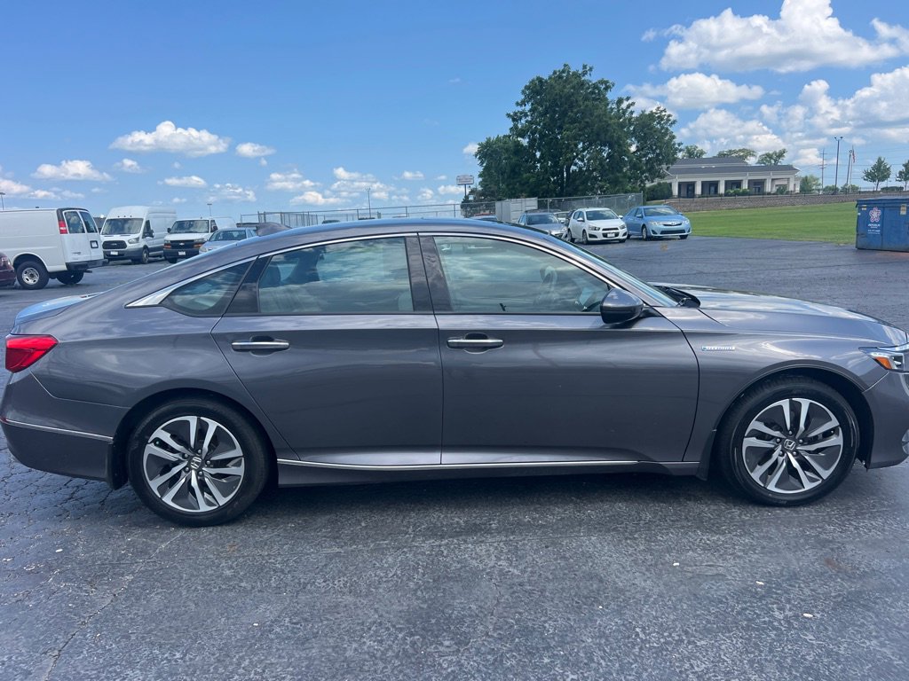 Used 2018 Honda Accord Touring image 8