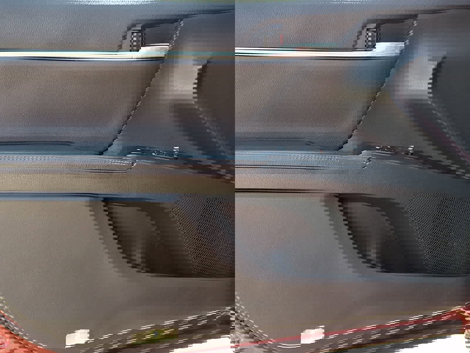 Used 2020 Toyota Camry XLE image 15