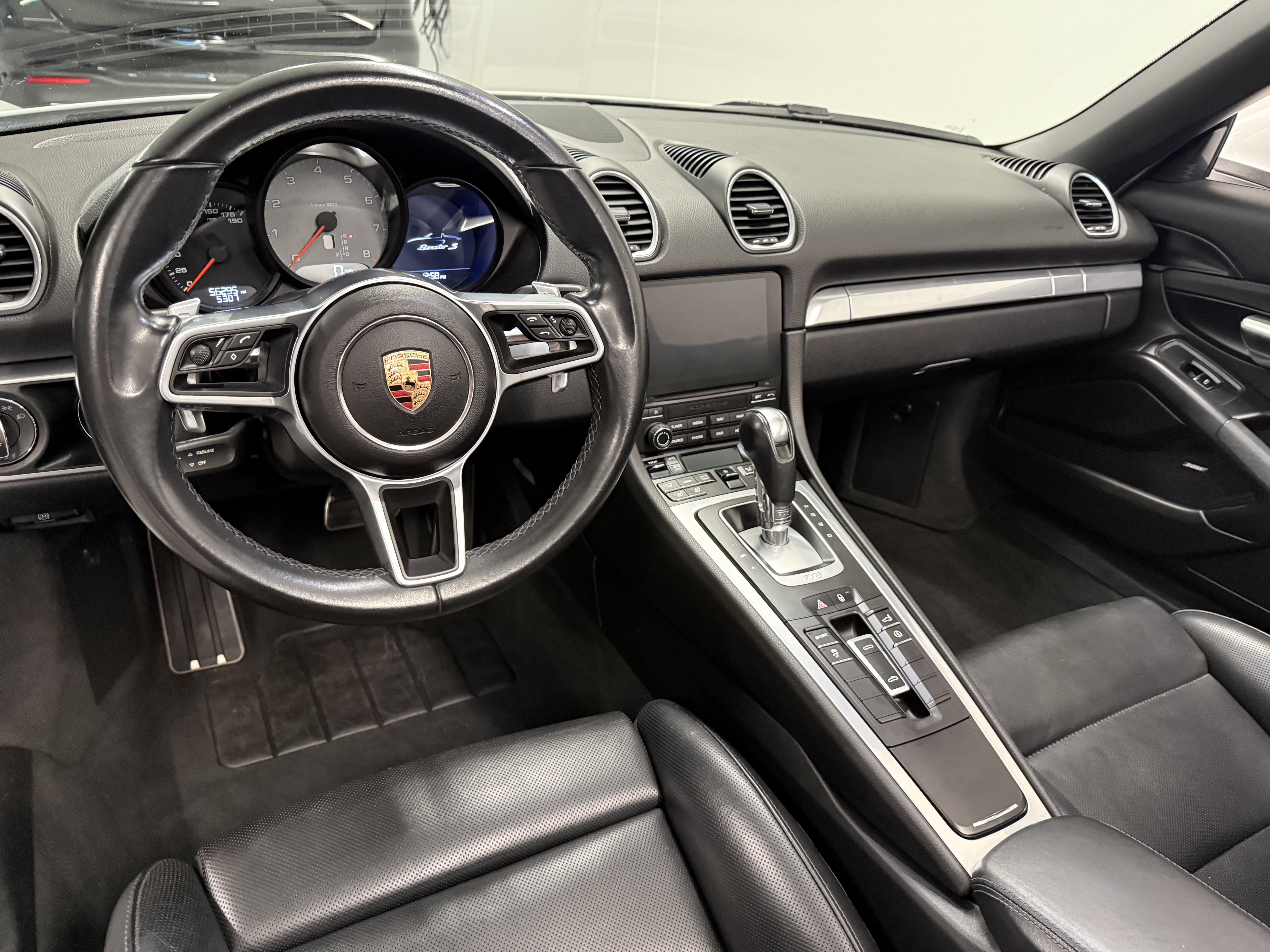Used 2017 Porsche 718 Boxster S RWD image 12