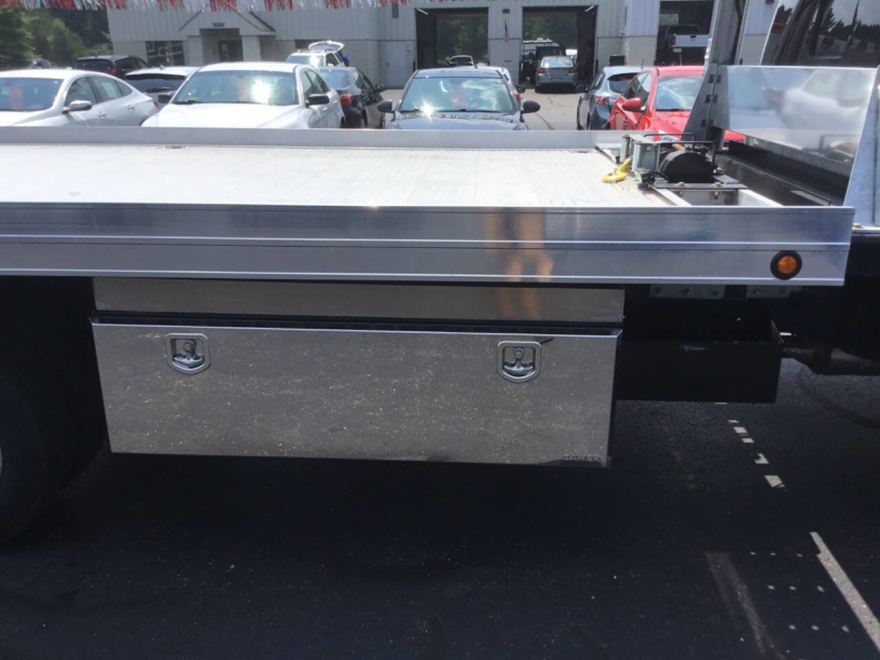 Used 2024 Ford F550 4x4 Crew Cab Super Duty image 12