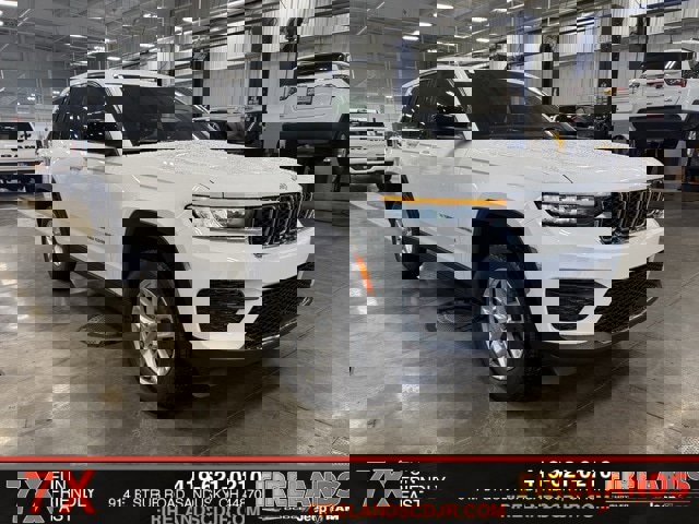 New 2025 Jeep Grand Cherokee Laredo X w/ Luxury Tech Group I