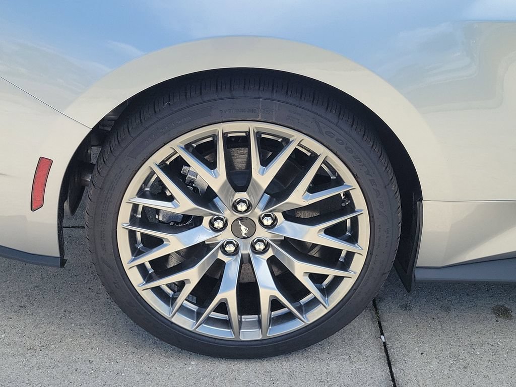 New 2026 Ford Mustang GT Premium RWD image 5
