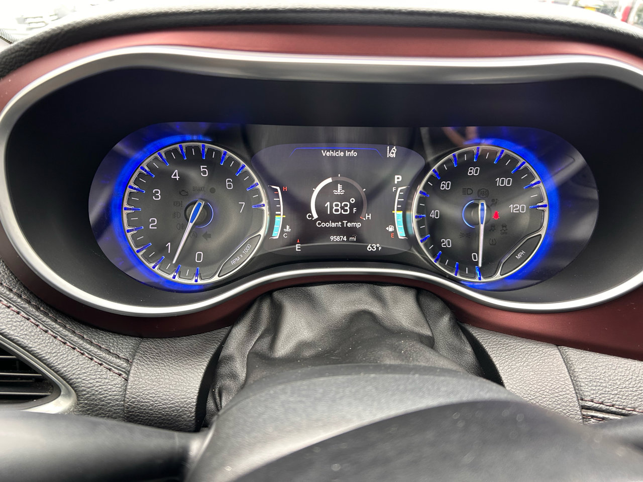 Used 2020 Chrysler Pacifica Limited image 5