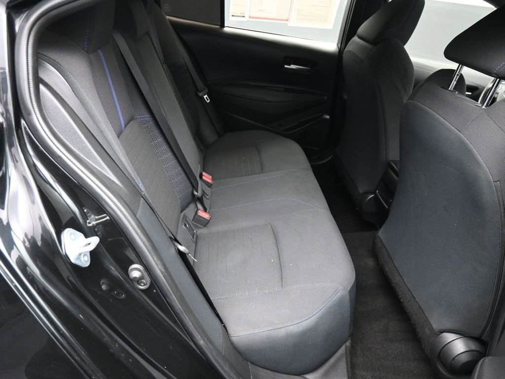 Certified 2022 Toyota Corolla SE w/ SE Premium Package image 23