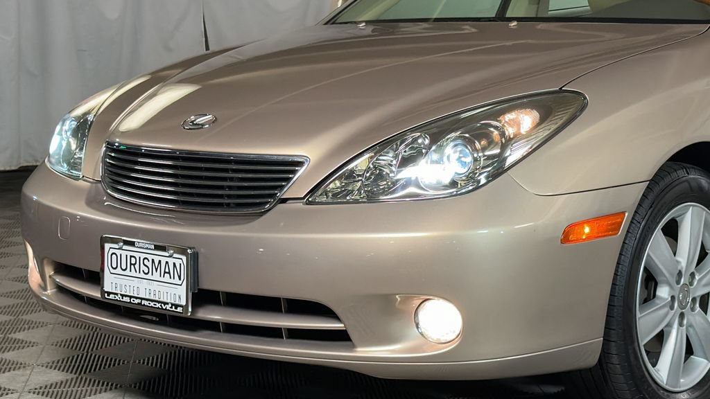 Used 2005 Lexus ES 330 FWD image 3