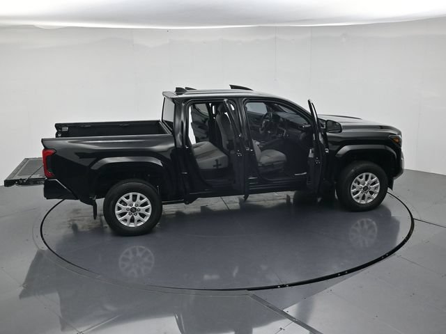 Used 2024 Toyota Tacoma SR5 AWD/4WD image 47