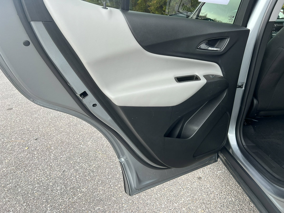 Used 2023 Chevrolet Equinox LS w/ LS Convenience Package image 22