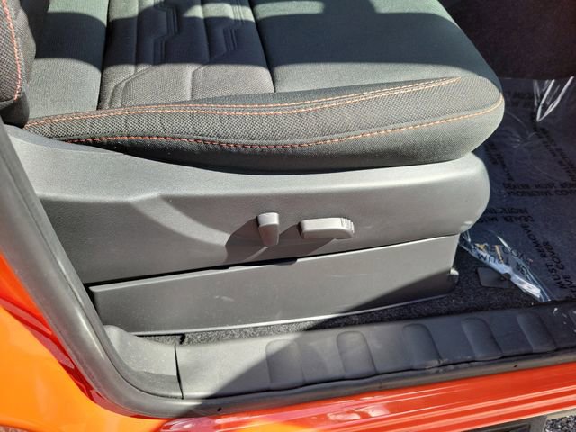 Used 2025 Nissan Frontier PRO-4X image 33