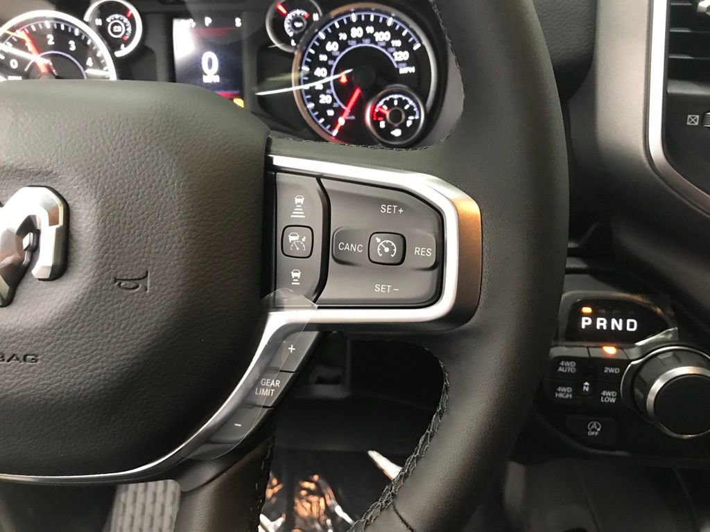 New 2026 RAM 1500 4x4 Crew Cab image 16