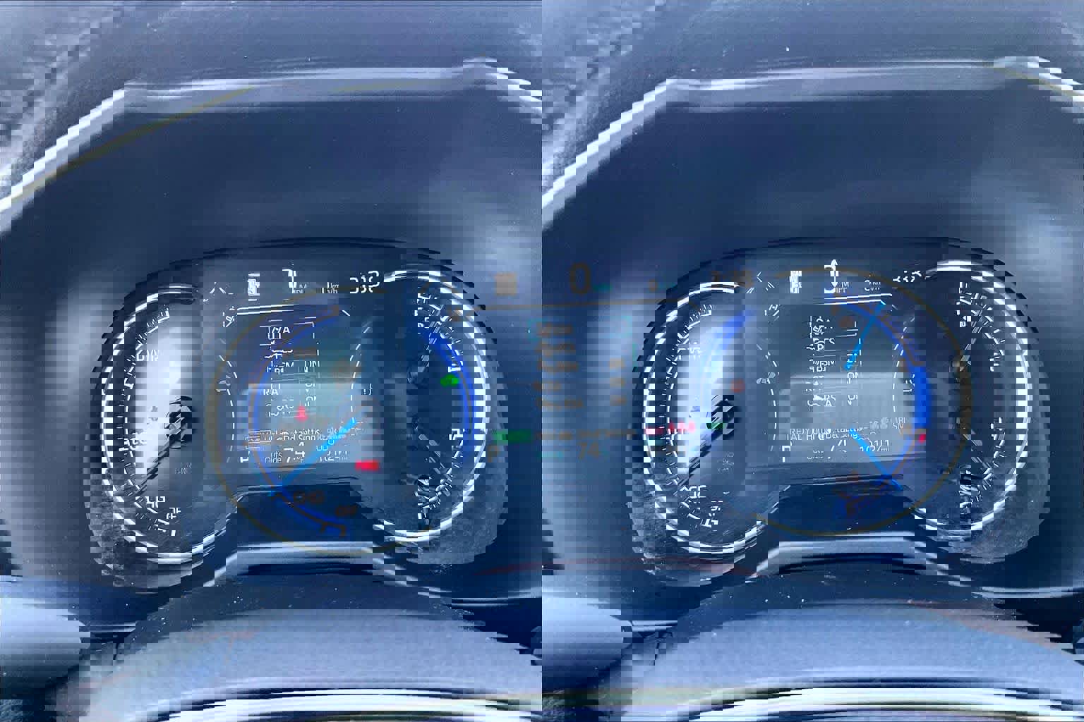 Used 2024 Toyota RAV4 SE w/ Convenience Package image 26