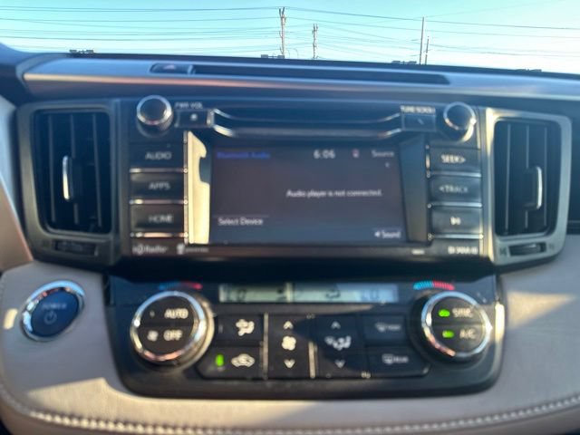 Used 2017 Toyota RAV4 XLE w/ Carpet Mat Package AWD/4WD image 22