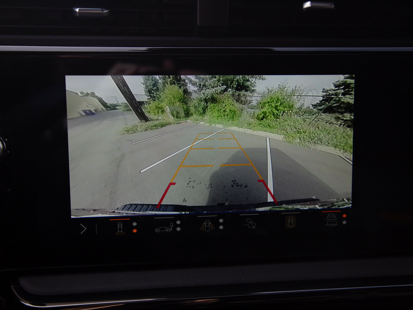 Used 2024 GMC Sierra 2500 AT4 w/ Technology Package AWD/4WD image 33