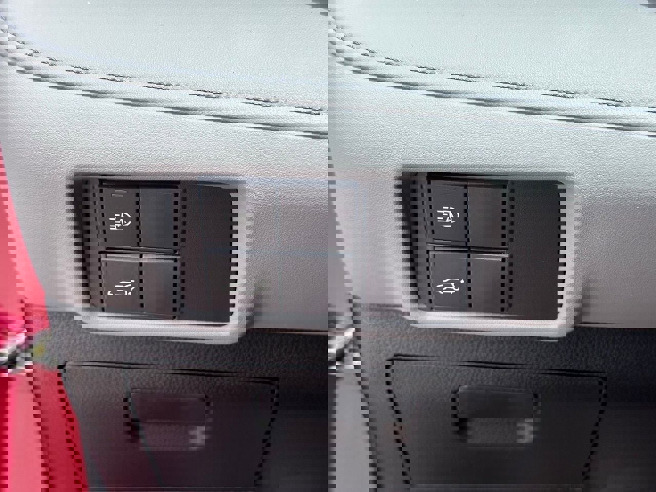 Used 2022 Toyota Highlander XLE image 26