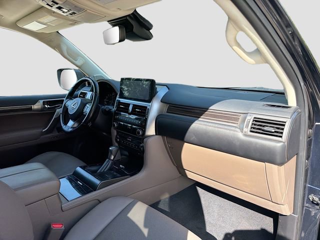 Used 2023 Lexus GX 460 Premium w/ Premium Package AWD/4WD image 14