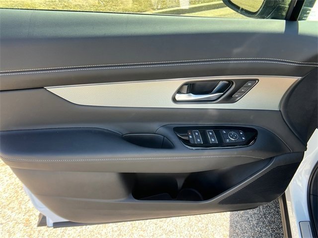 New 2025 Nissan Murano SL image 11