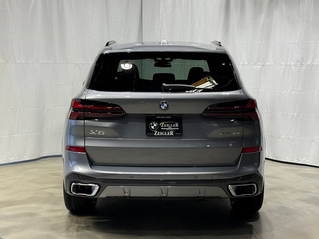 Used 2026 BMW X5 xDrive40i w/ M Sport Package AWD/4WD image 5