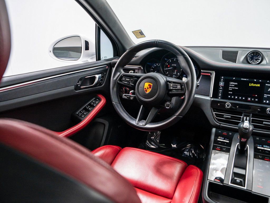 Used 2023 Porsche Macan GTS image 24
