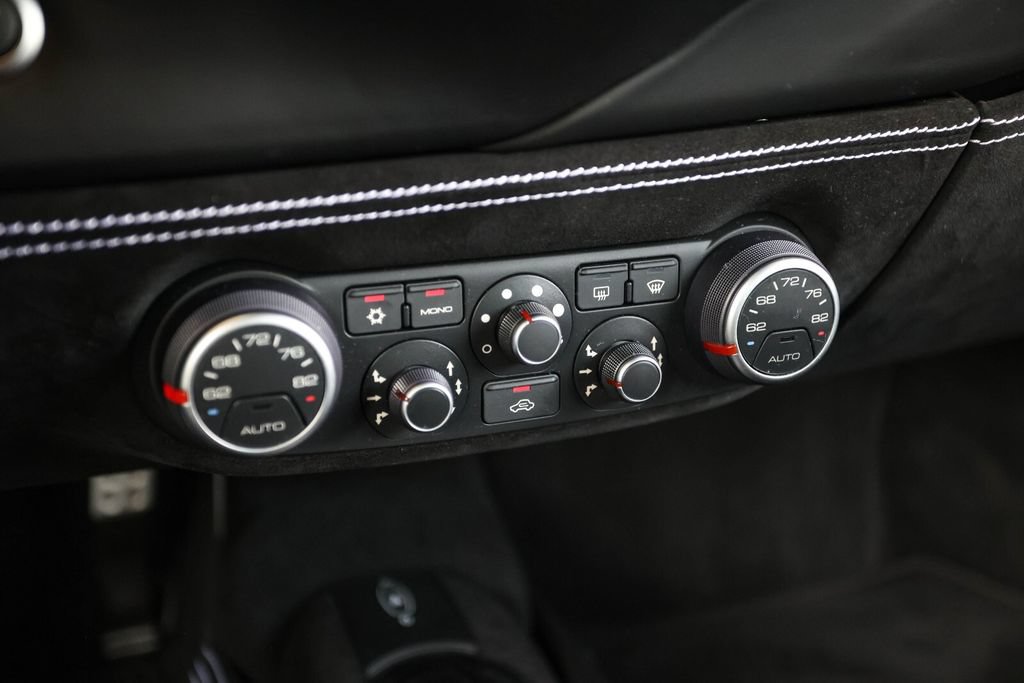 Certified 2019 Ferrari 488 GTB RWD image 38