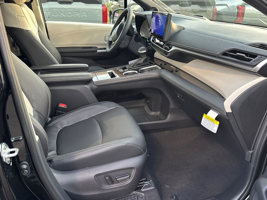 New 2026 Toyota Sienna Platinum image 10