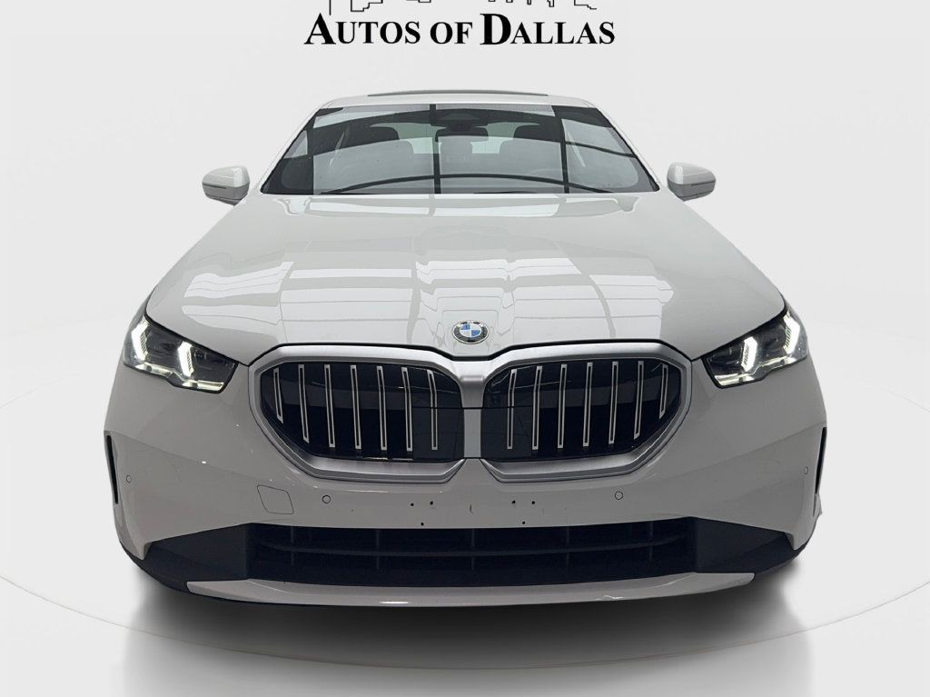 Used 2026 BMW 530i RWD image 3