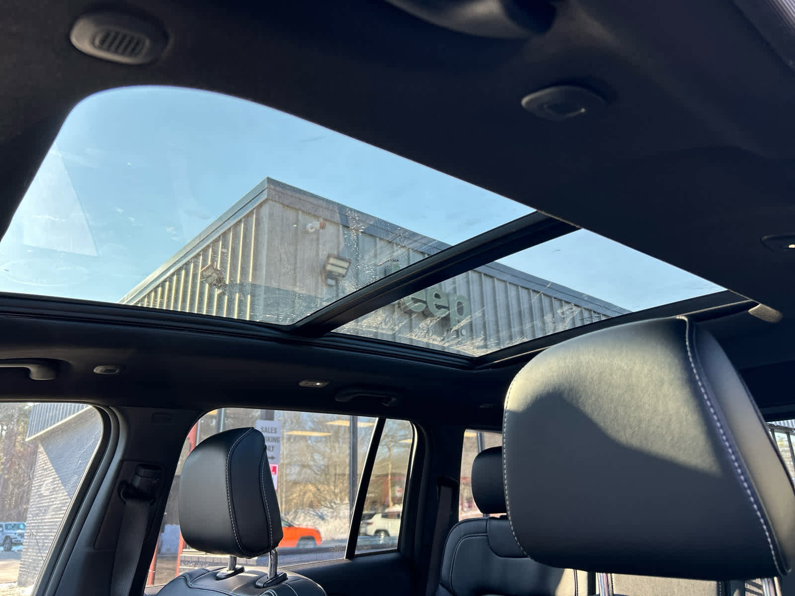 New 2026 Jeep Grand Cherokee Limited image 24