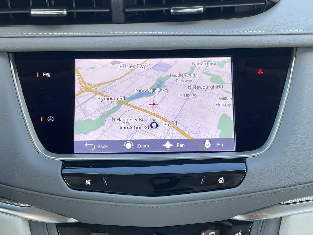 Certified 2024 Cadillac XT5 Premium Luxury AWD/4WD image 22