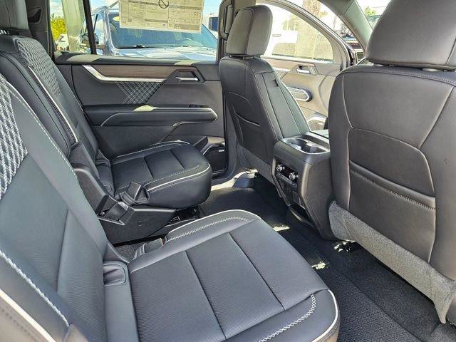 New 2026 GMC Acadia Denali w/ Super Cruise Package FWD image 25