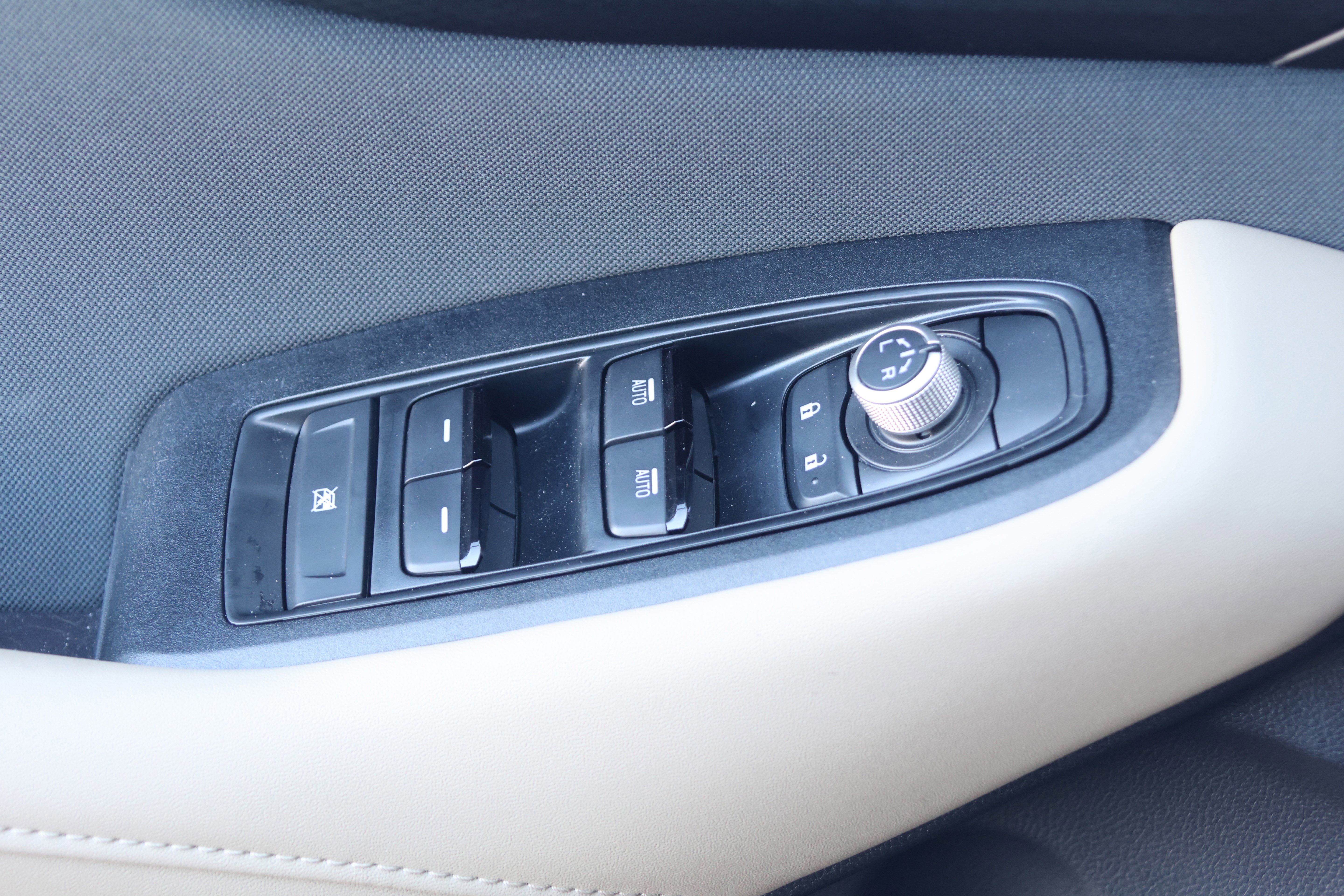 Used 2025 Subaru Outback Premium image 13