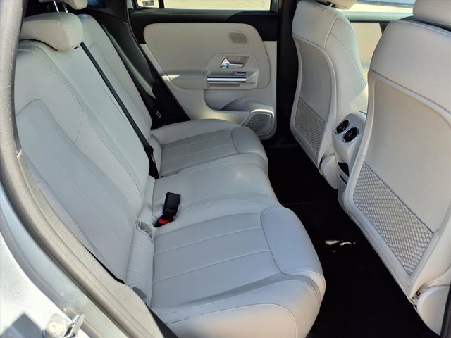 New 2026 Mercedes-Benz GLA 250 image 19