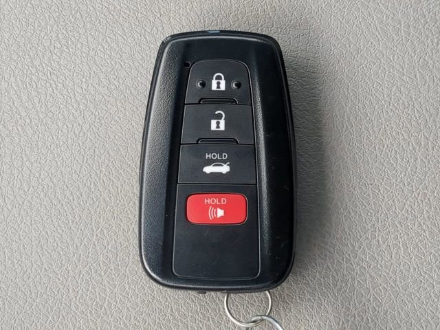 Used 2024 Toyota Camry SE w/ Convenience Package FWD image 32