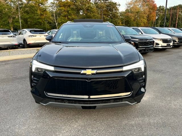 New 2024 Chevrolet Blazer EV LT image 3