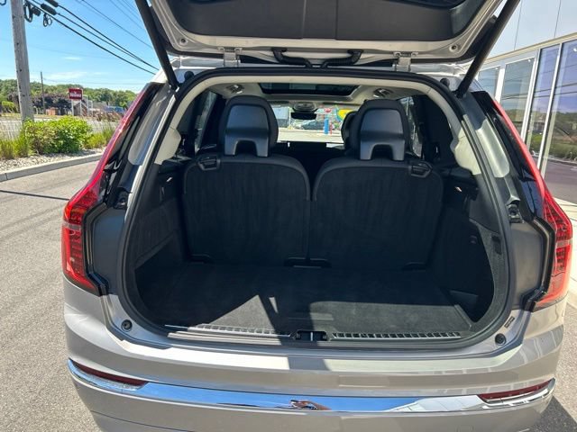 Certified 2025 Volvo XC90 B5 Plus AWD/4WD image 11