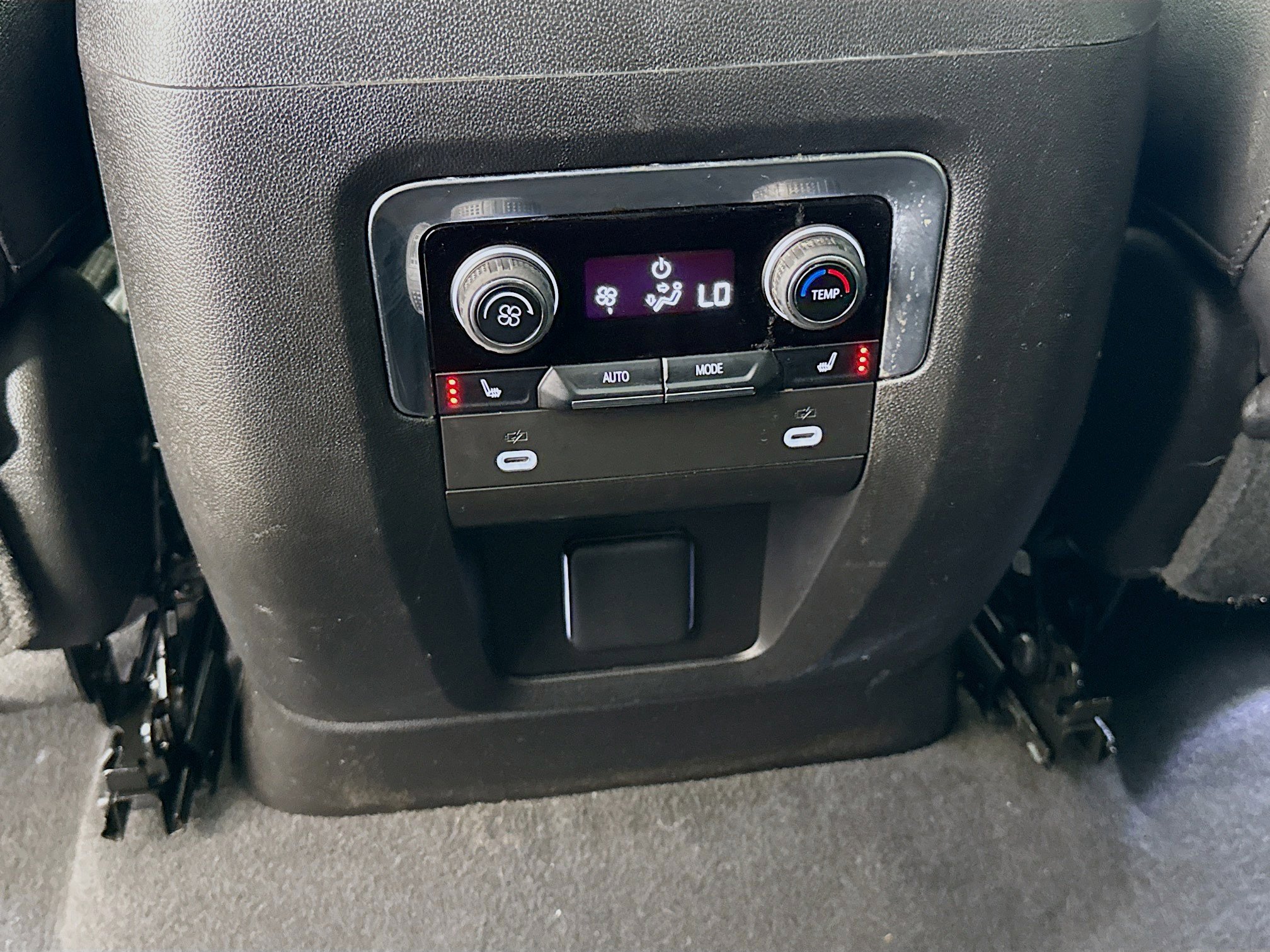 Used 2023 Chevrolet Tahoe High Country image 27