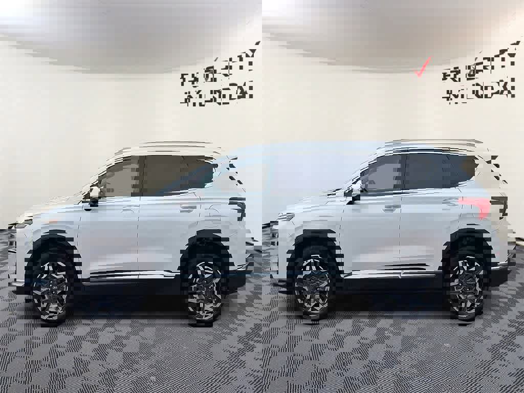 Used 2023 Hyundai Santa Fe SEL Premium image 7
