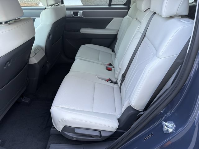 New 2027 Hyundai Santa Fe SEL FWD image 23