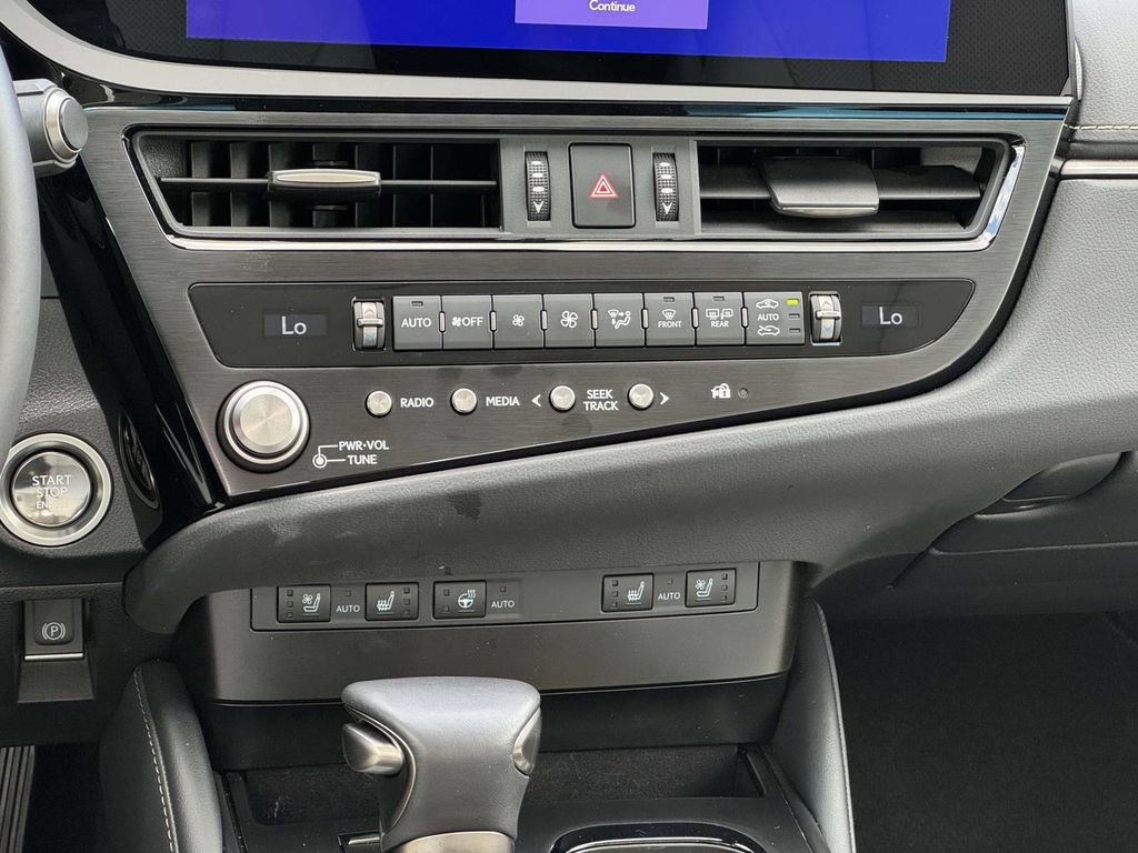 Used 2025 Lexus ES 350 w/ Premium Package FWD image 18