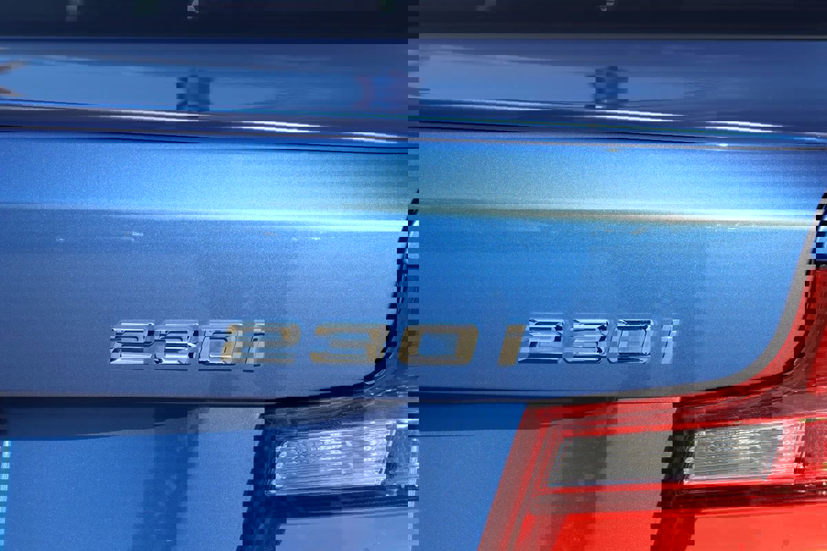 Used 2017 BMW 230i xDrive Coupe image 11