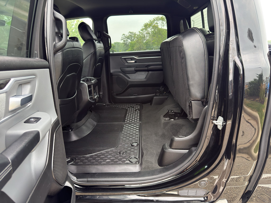Used 2022 RAM 1500 Big Horn AWD/4WD image 35