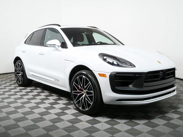 New 2026 Porsche Macan GTS AWD/4WD image 28