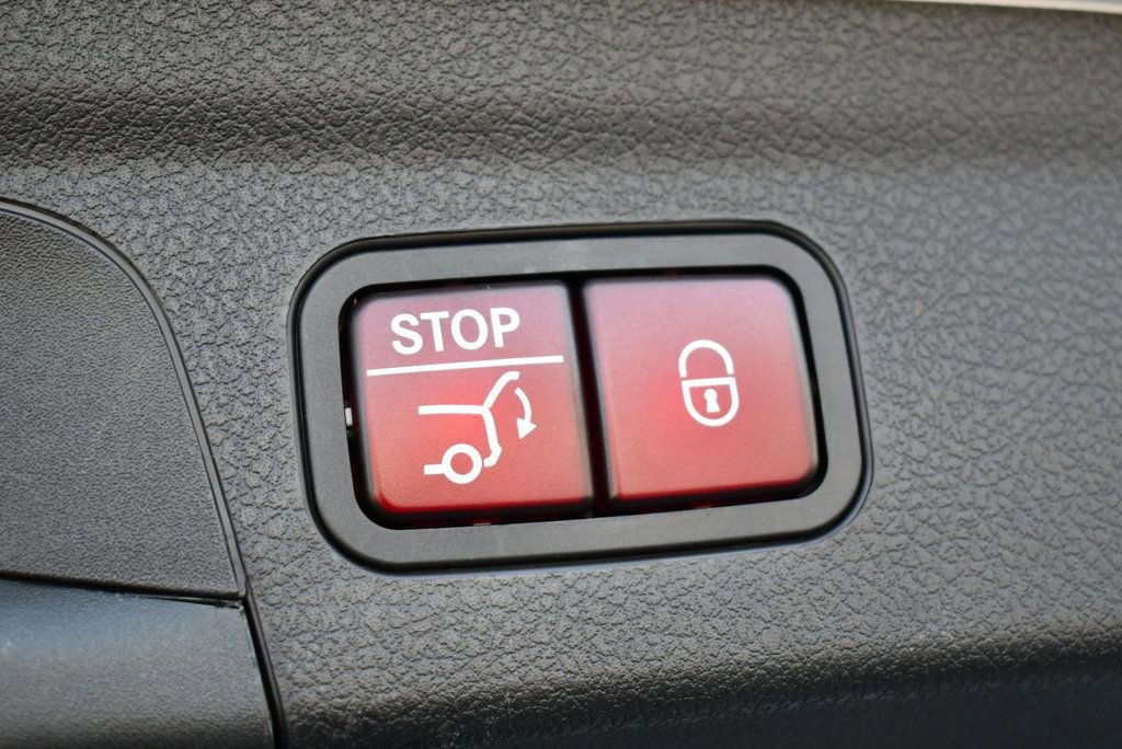 Used 2022 Mercedes-Benz GLE 350 4MATIC image 18