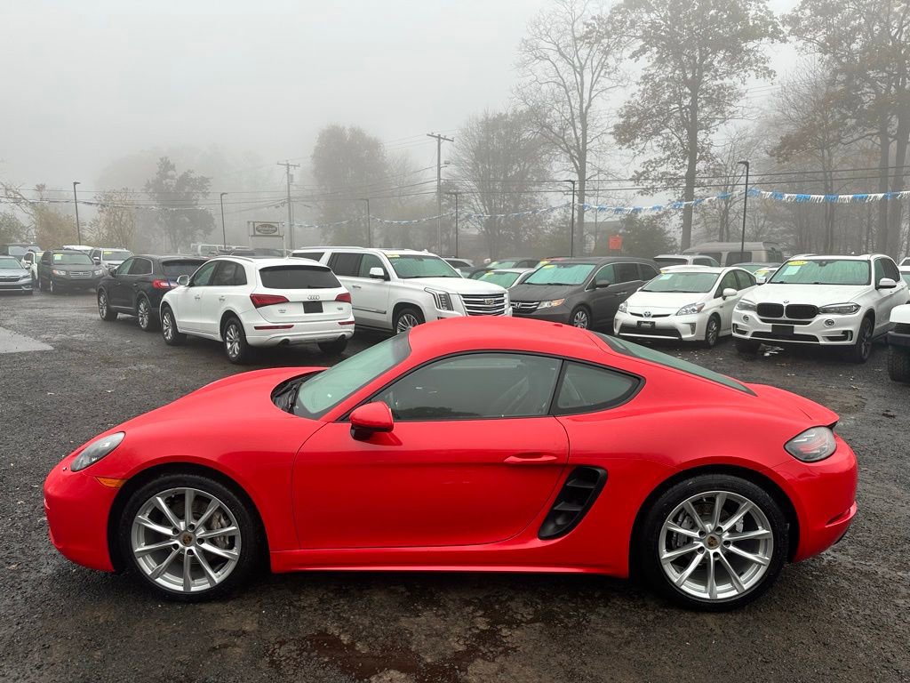 Used 2019 Porsche 718 Cayman Base image 8